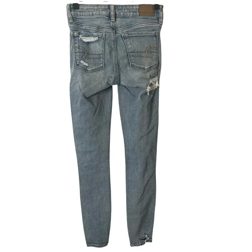 American Eagle Jeans Women’s Size 0 Light Wash Distressed NexT Level Stretch